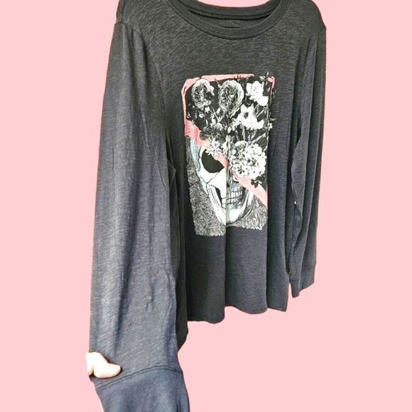 TORRID Floral SKULL ClassicβFit Super Soft Slub Long sleeve Tee SIZE 1X - Picture 6 of 16